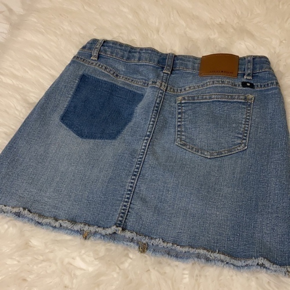 Lucky Brand raw edge blue Jean skirt Sz 12R - Picture 3 of 6
